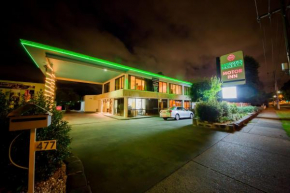 Sandown Regency Hotel & Apartments